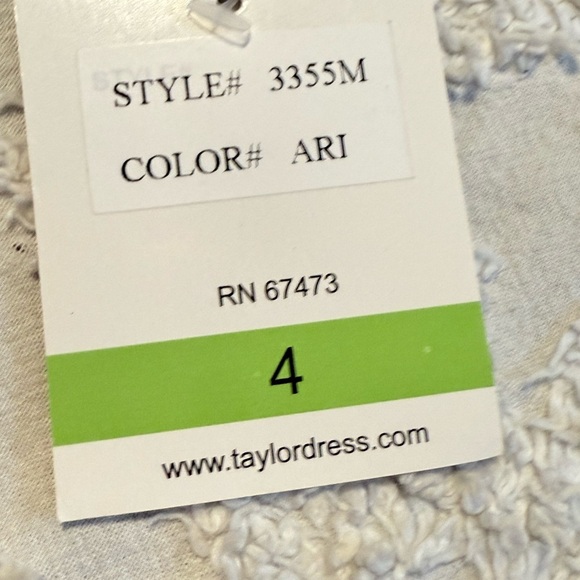 Taylor Light Blue Textured Dress Size 4 - Picture 7 of 11